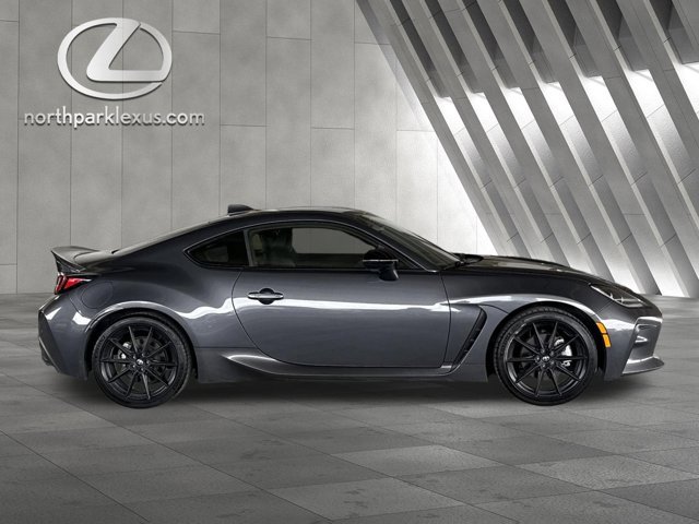 Used 2023 Toyota GR86 Premium image 4