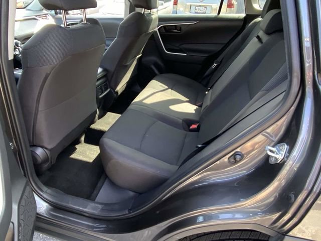 Used 2024 Toyota RAV4 LE AWD/4WD image 9