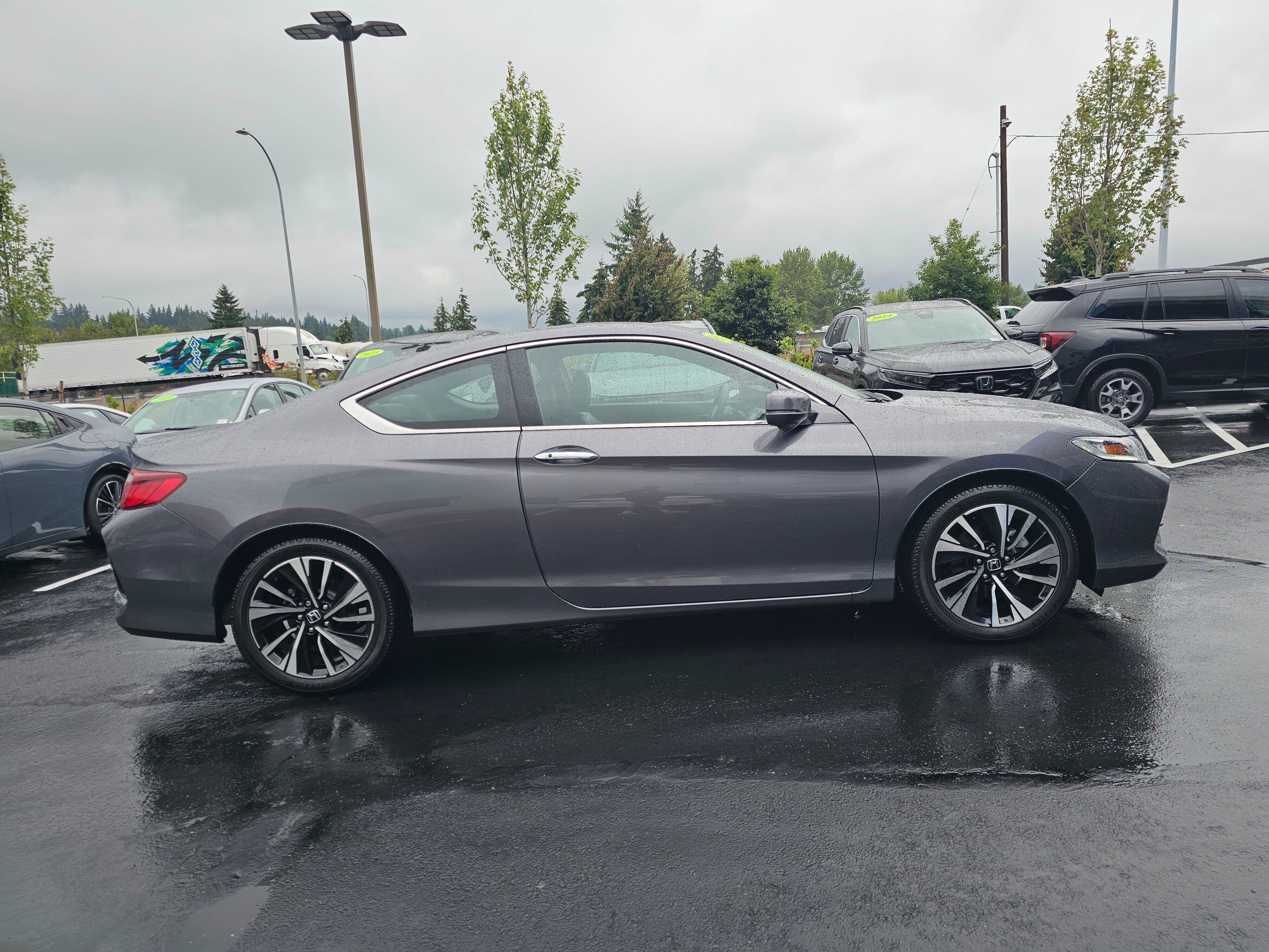 Used 2017 Honda Accord EX-L image 8