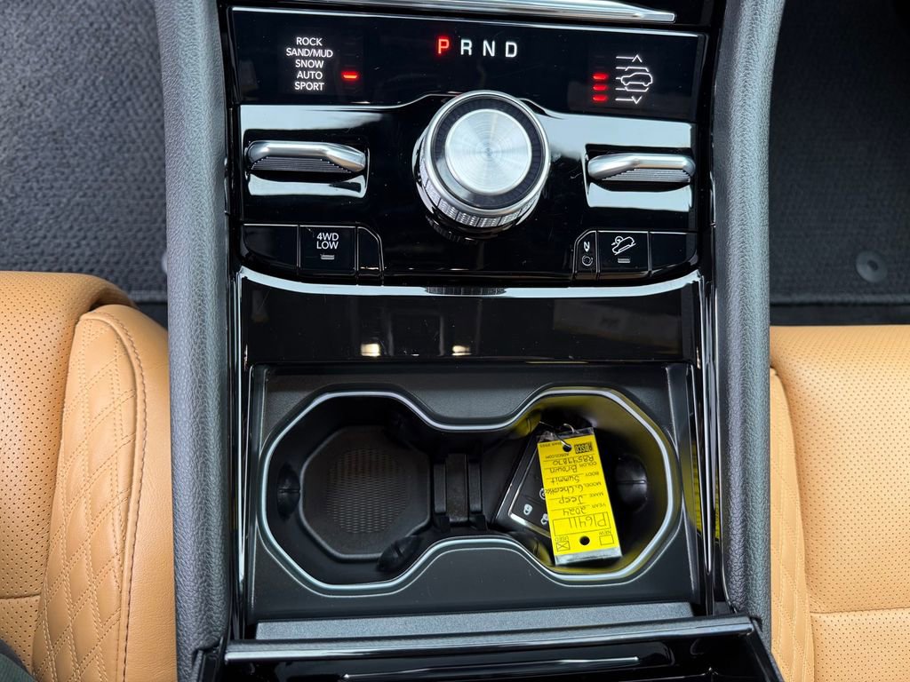 Used 2024 Jeep Grand Cherokee L Summit image 26