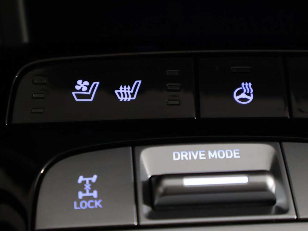 Certified 2024 Hyundai Tucson Limited AWD/4WD image 52