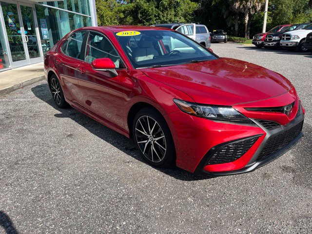 Used 2022 Toyota Camry SE FWD image 10