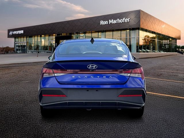 New 2026 Hyundai Elantra Sport image 6