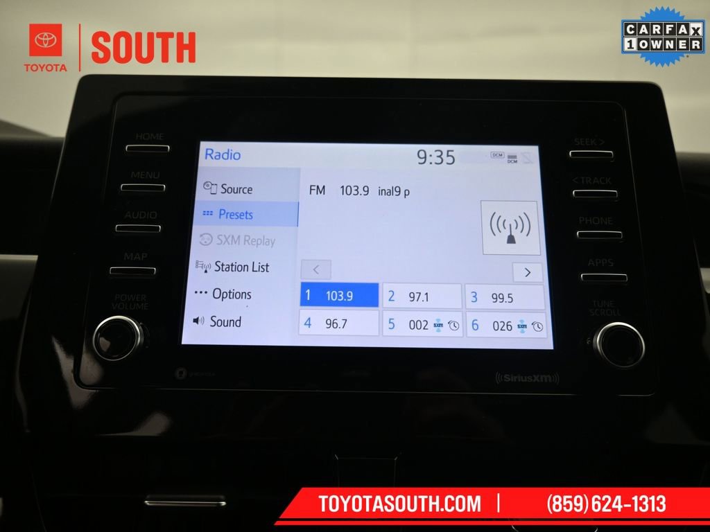 Used 2021 Toyota Camry SE w/ Convenience Package image 14