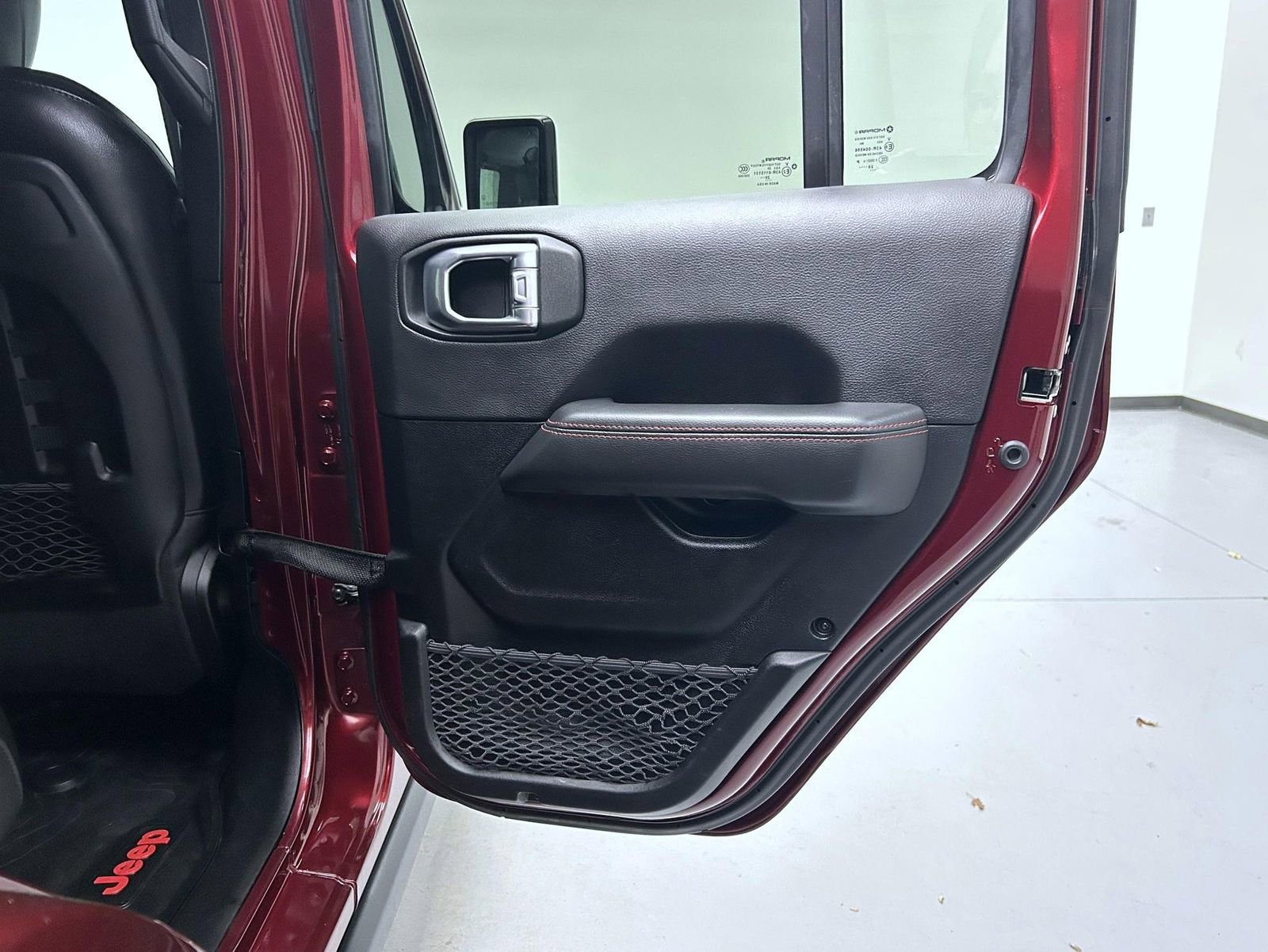 Used 2021 Jeep Wrangler Unlimited Rubicon image 17