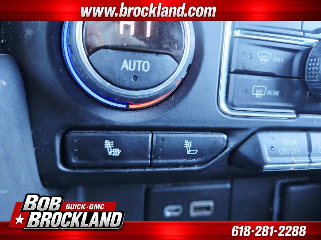 Used 2021 Chevrolet Suburban Z71 w/ Z71 Off-Road Package image 32
