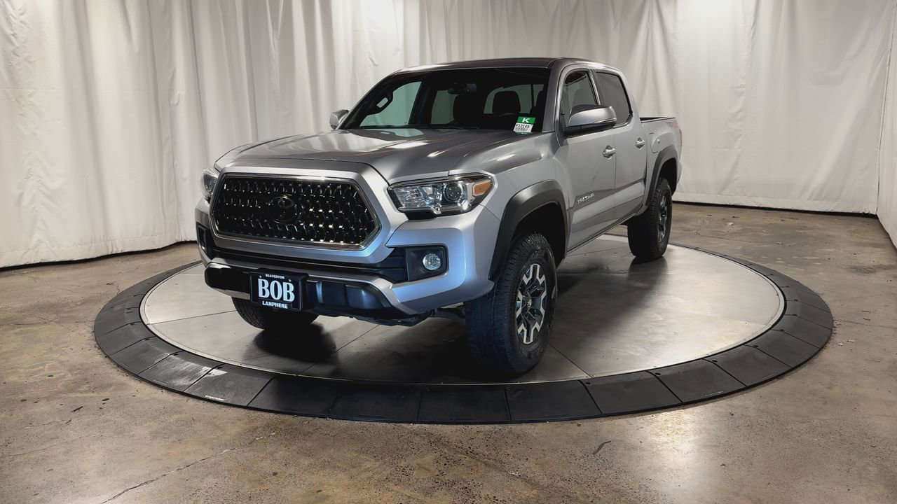 Used 2018 Toyota Tacoma TRD Off-Road AWD/4WD image 8