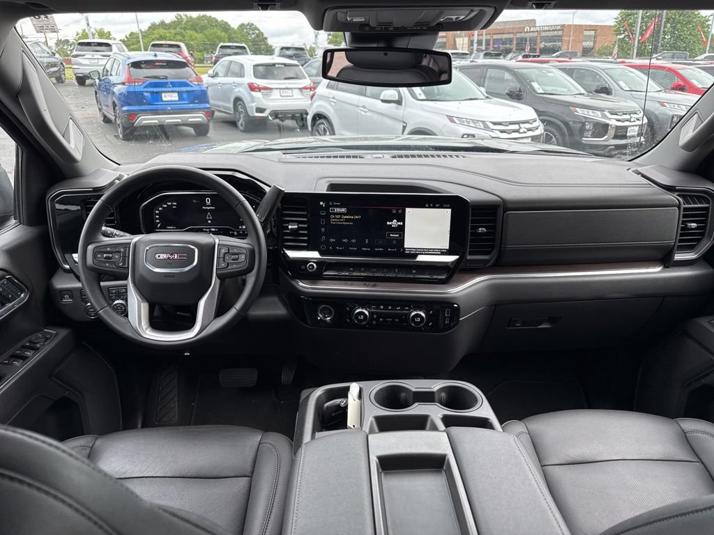 Used 2024 GMC Sierra 1500 SLT AWD/4WD image 35