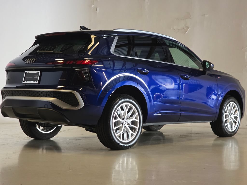 Certified 2026 Audi Q3 quattro 2.0T AWD/4WD image 5