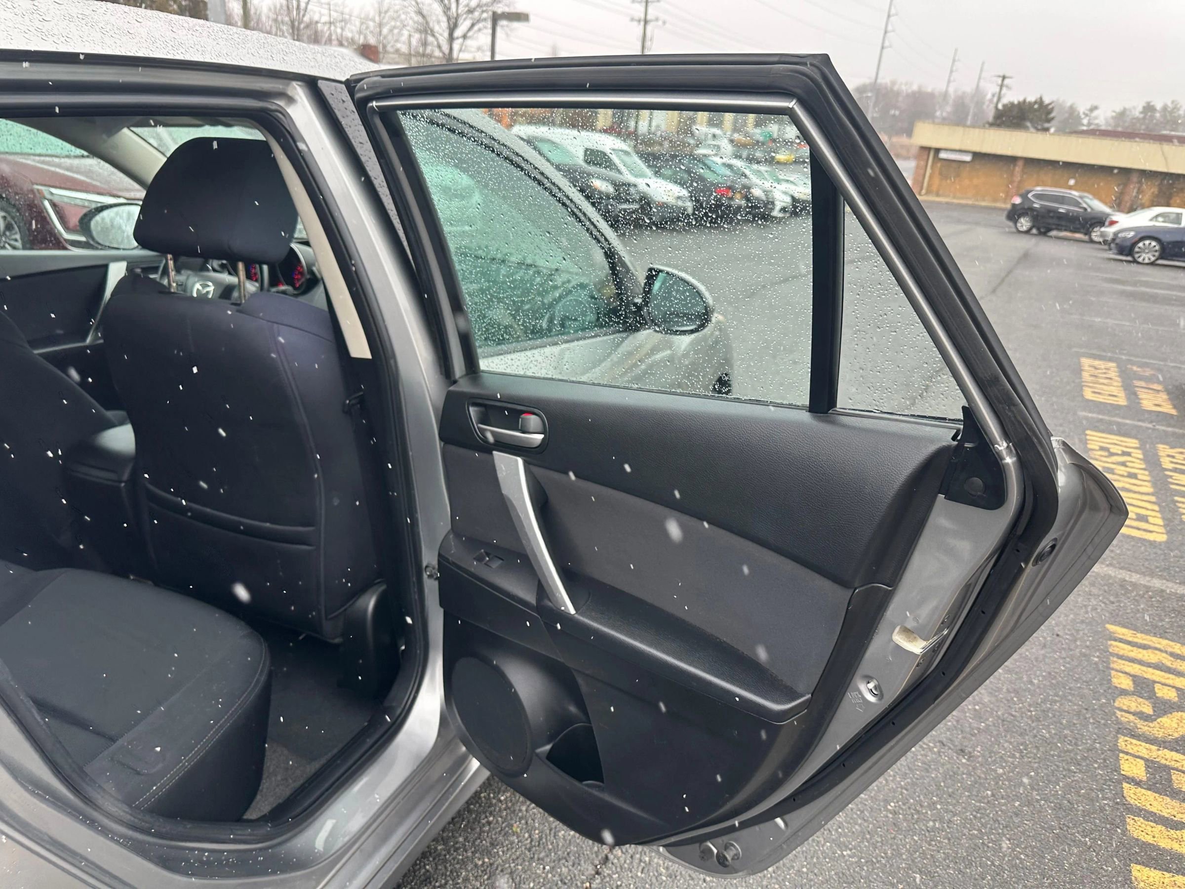 Used 2011 MAZDA MAZDA3 s Sport image 17