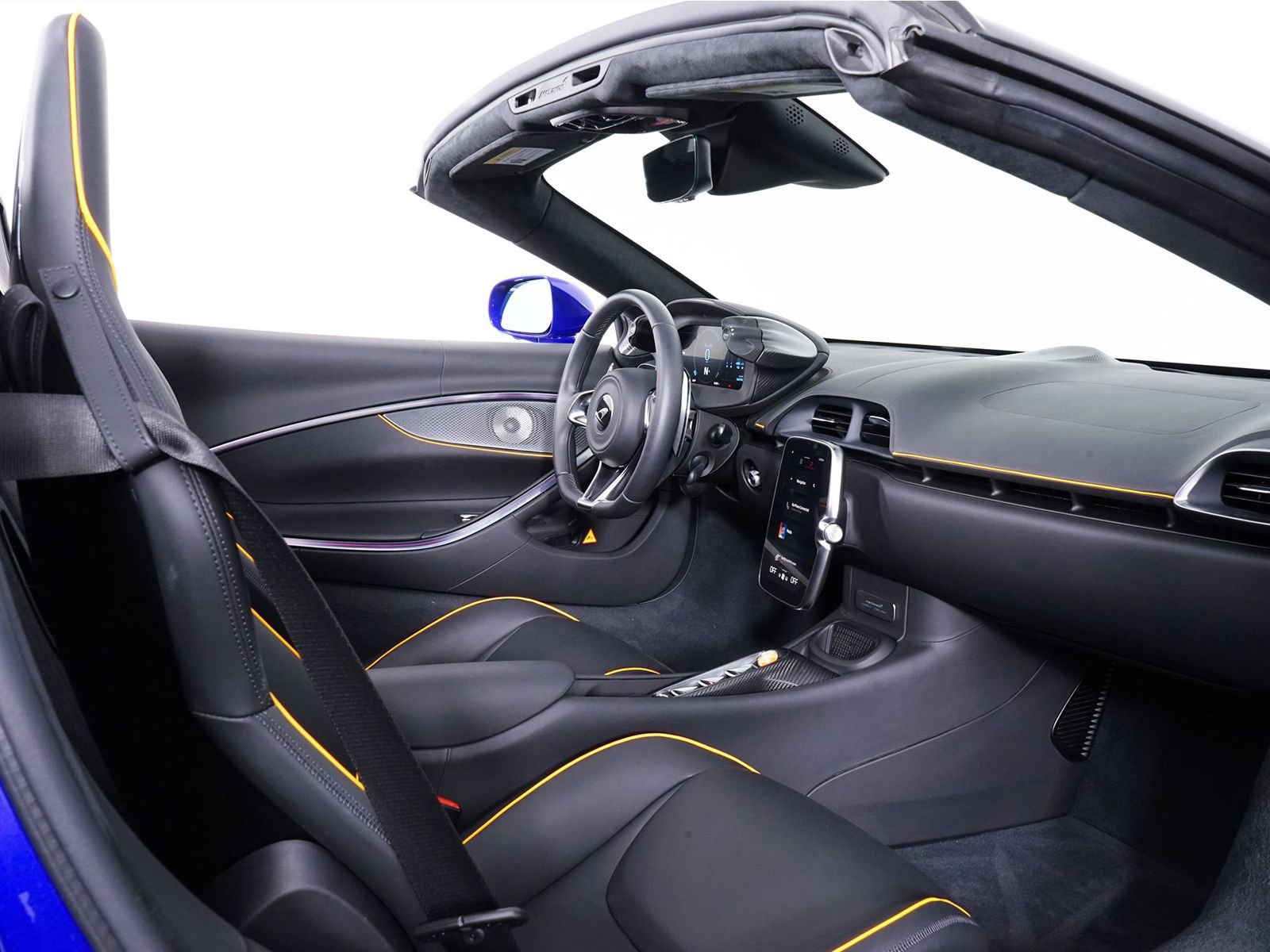 New 2025 McLaren Artura Spider image 26