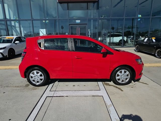 Used 2020 Chevrolet Sonic LT image 3