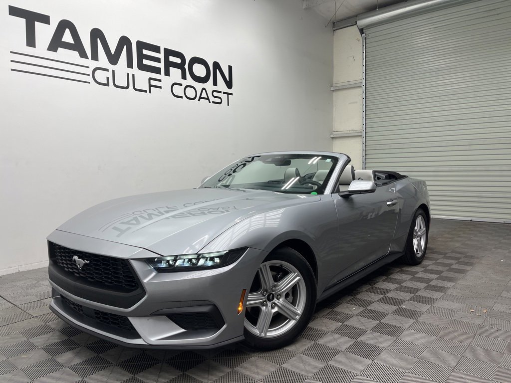 Used 2026 Ford Mustang Premium image 2