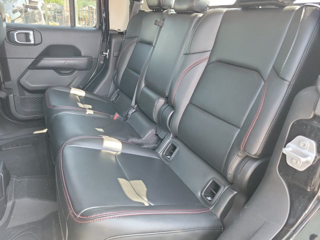 Used 2022 Jeep Gladiator Rubicon w/ Cold Weather Group AWD/4WD image 17