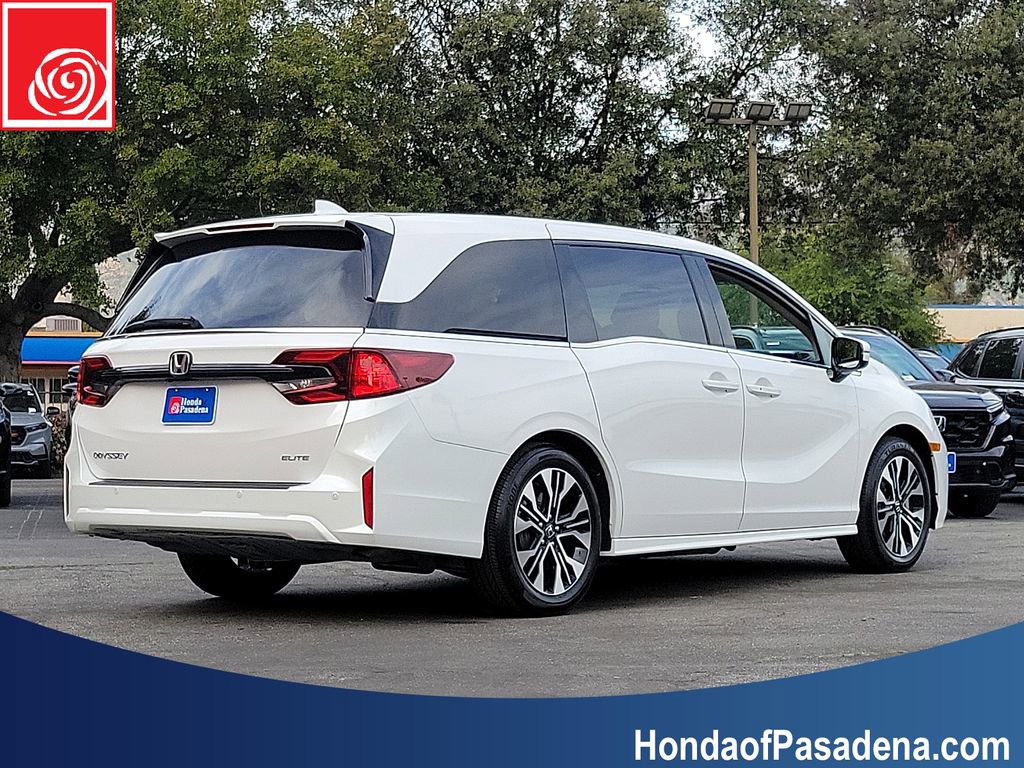 Certified 2026 Honda Odyssey Elite image 2
