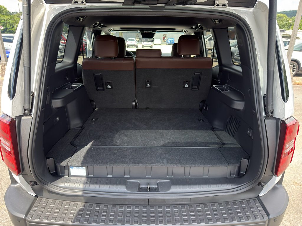 Used 2026 Toyota Land Cruiser w/ Premium Package AWD/4WD image 10