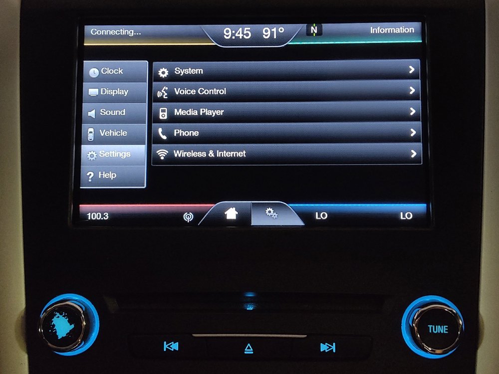 Used 2016 Ford Fusion SE FWD image 25