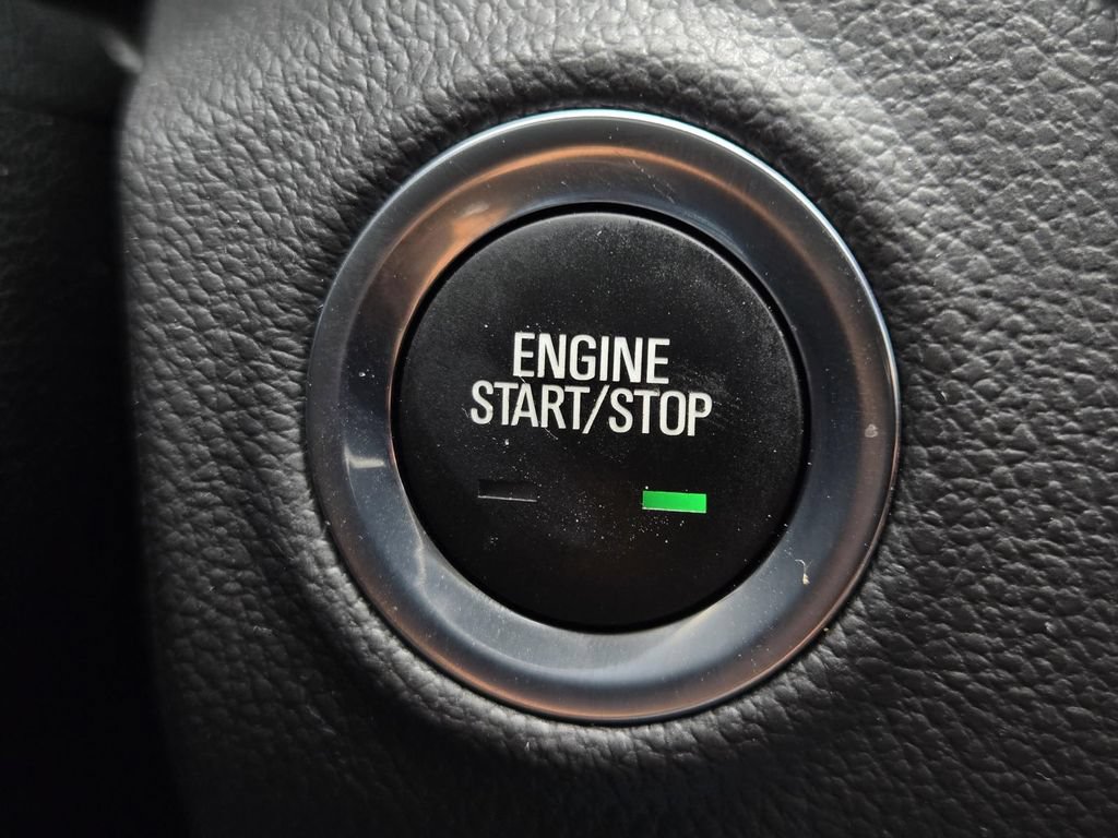 Used 2020 Buick Envision Essence FWD image 28