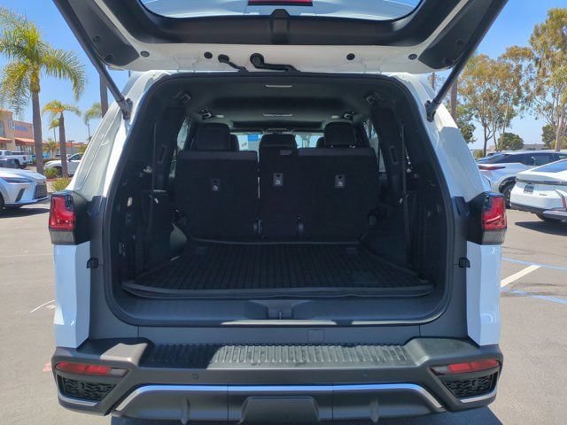 New 2026 Lexus LX 600 F Sport AWD/4WD image 21