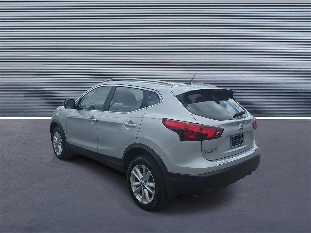 Used 2019 Nissan Rogue Sport SV w/ Technology Package image 4