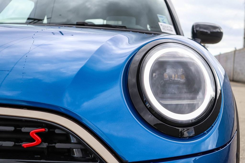 Used 2025 MINI Cooper S image 8