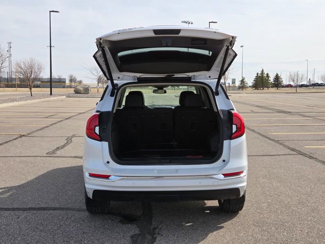 Used 2024 GMC Terrain Denali w/ Denali Premium Package image 58