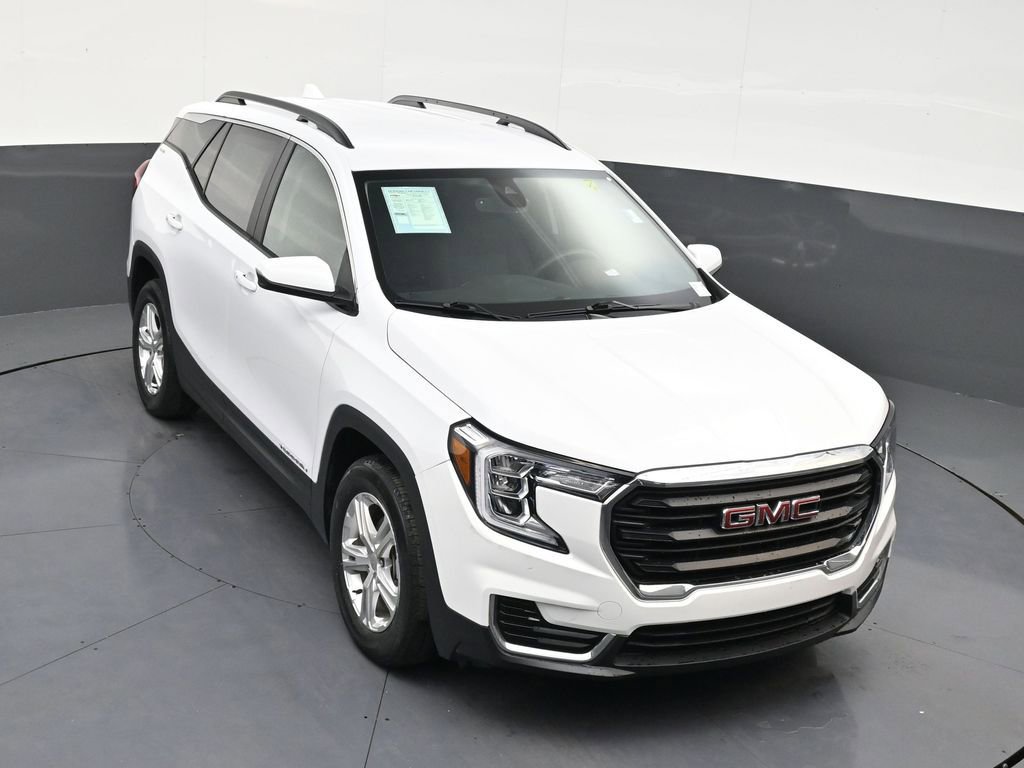 Used 2023 GMC Terrain SLE w/ Driver Convenience Package image 19