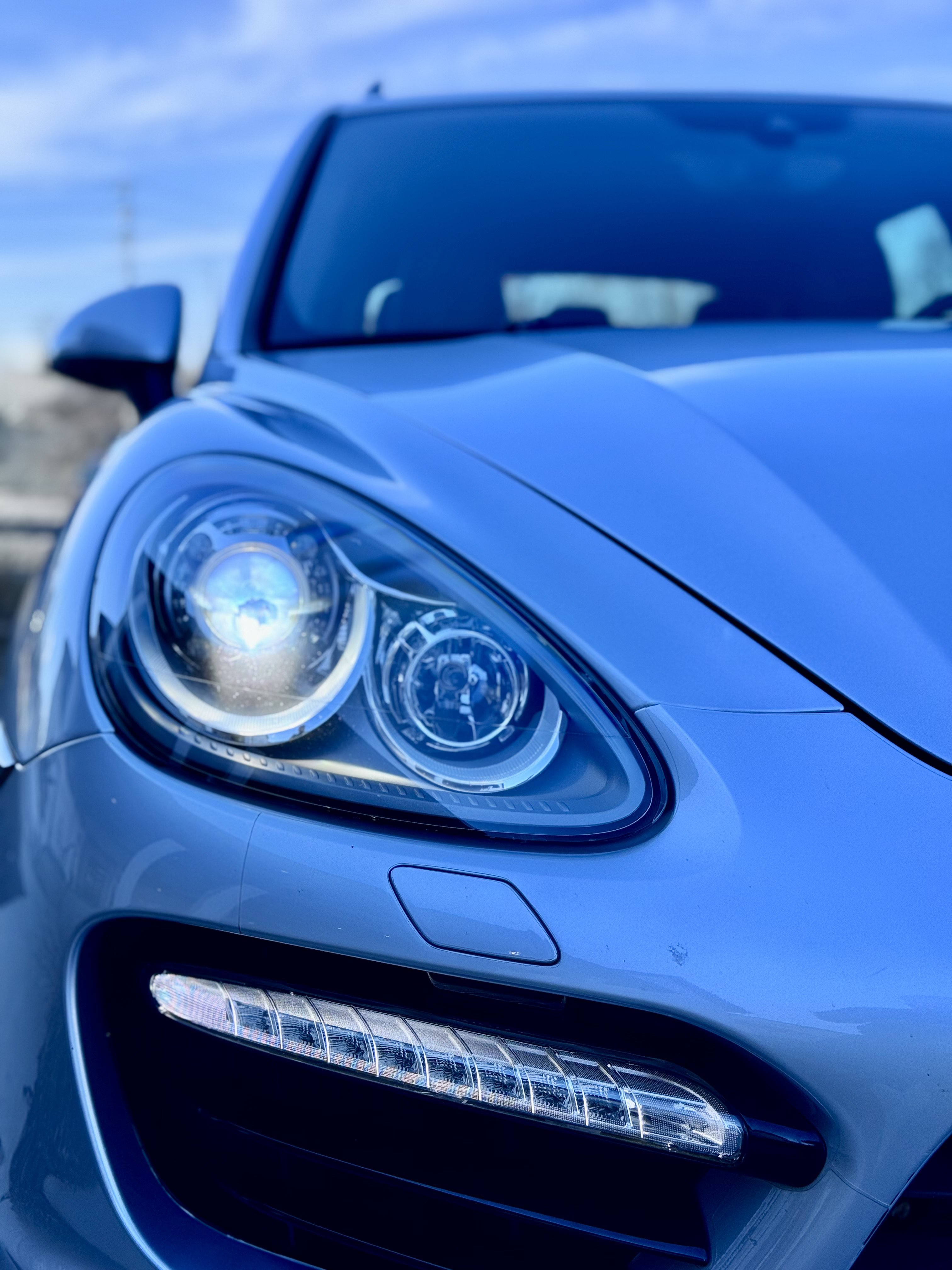Used 2014 Porsche Cayenne Turbo S AWD/4WD image 27