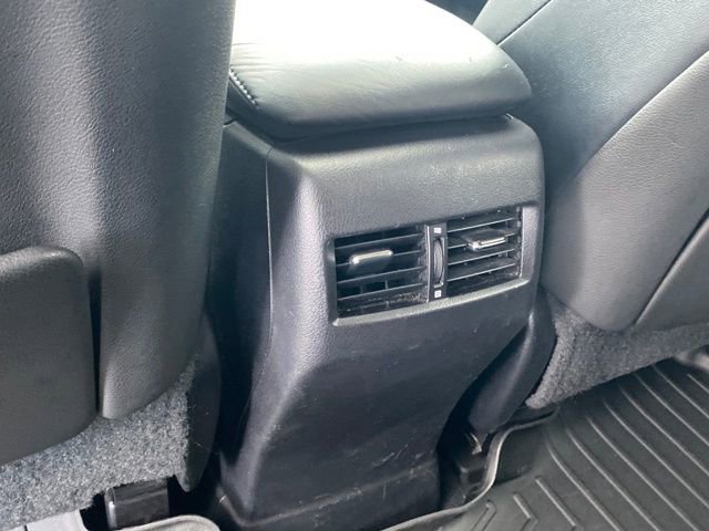 Used 2015 Lexus RX 450h AWD image 18