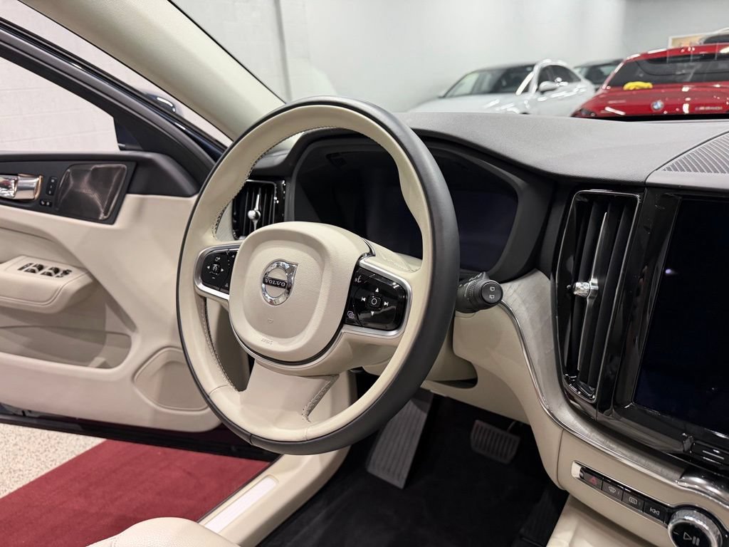 Used 2023 Volvo XC60 B5 Plus w/ Climate Package AWD/4WD image 47