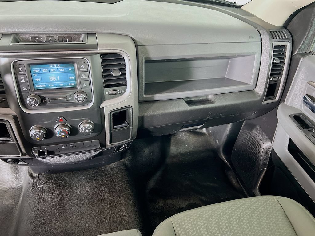 Used 2017 RAM 2500 Tradesman w/ Power & Remote Entry Group RWD image 21