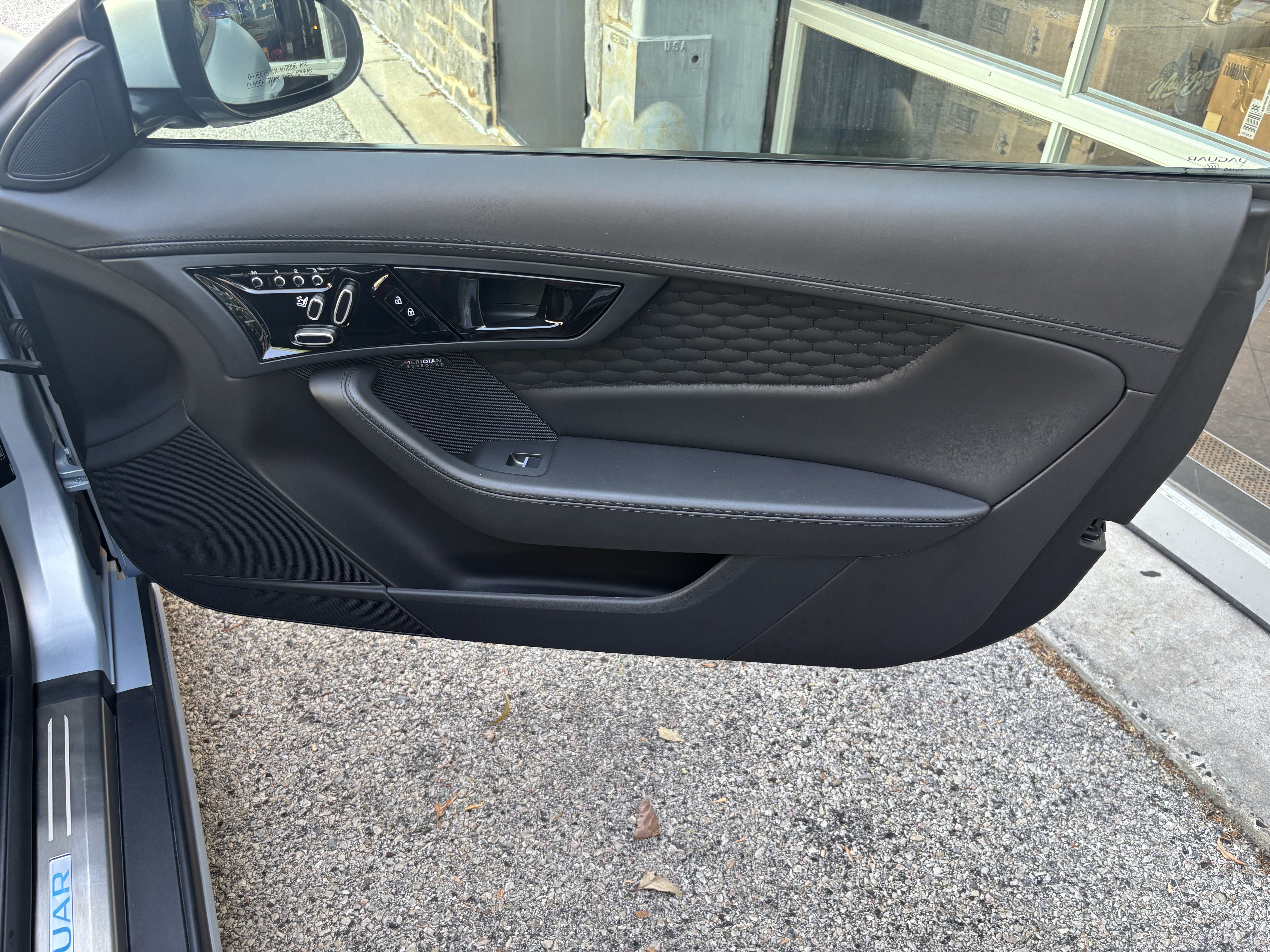 Used 2021 Jaguar F-TYPE R-Dynamic AWD/4WD image 24