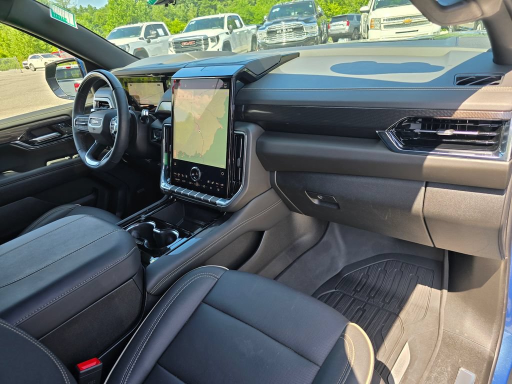 Certified 2026 GMC Yukon XL Elevation w/ Elevation Premium Package AWD/4WD image 33