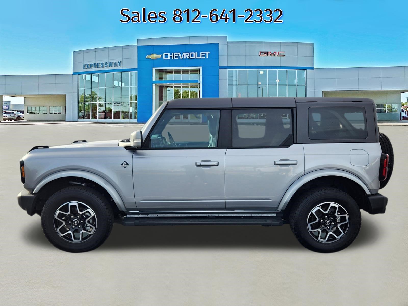 Used 2024 Ford Bronco Outer Banks image 4