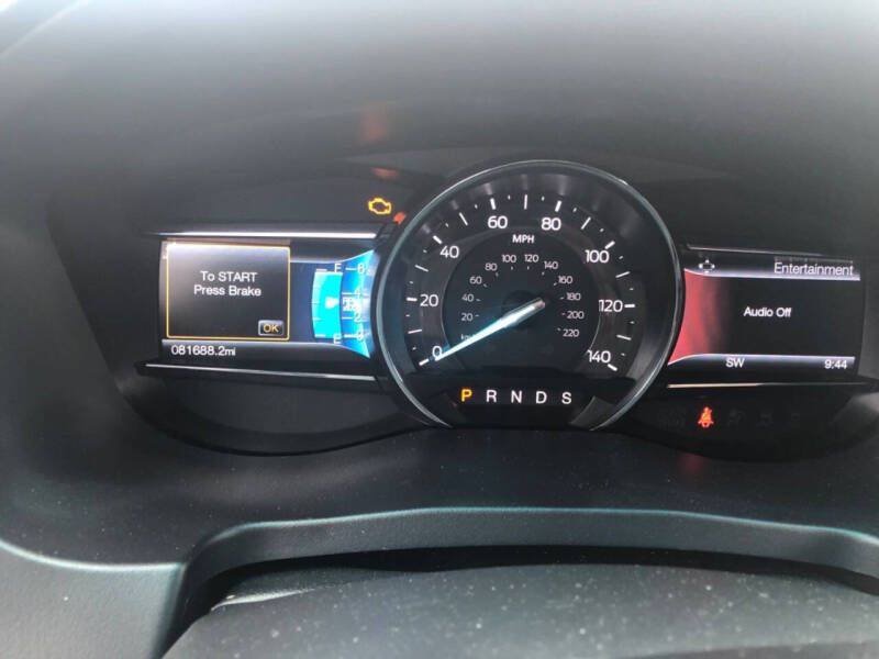 Used 2016 Ford Explorer Limited w/ Equipment Group 301A AWD/4WD image 15