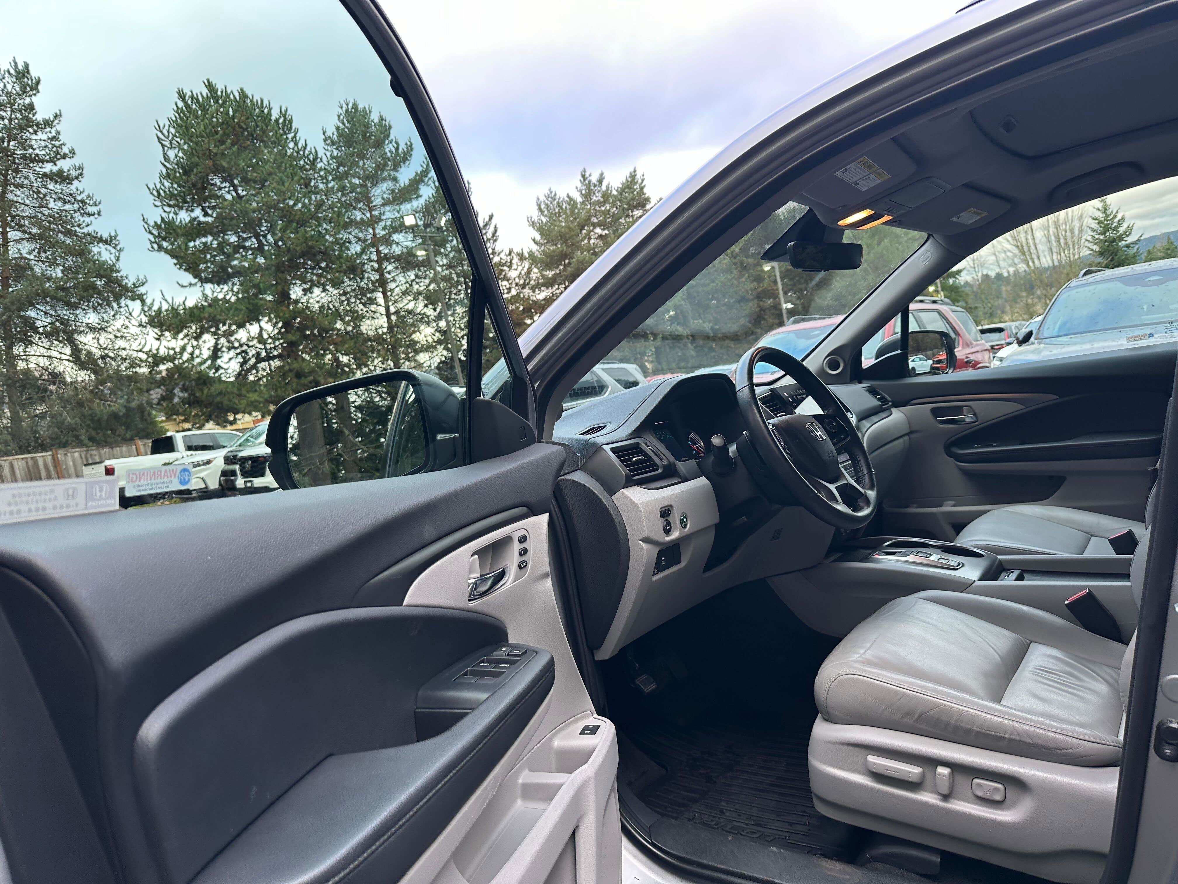 Used 2022 Honda Pilot Special Edition image 20