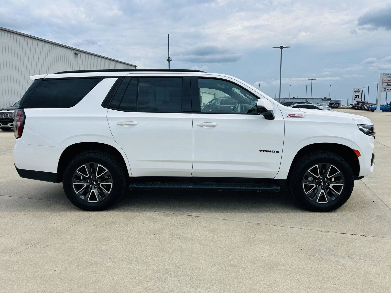 Used 2023 Chevrolet Tahoe Z71 w/ Luxury Package AWD/4WD image 48