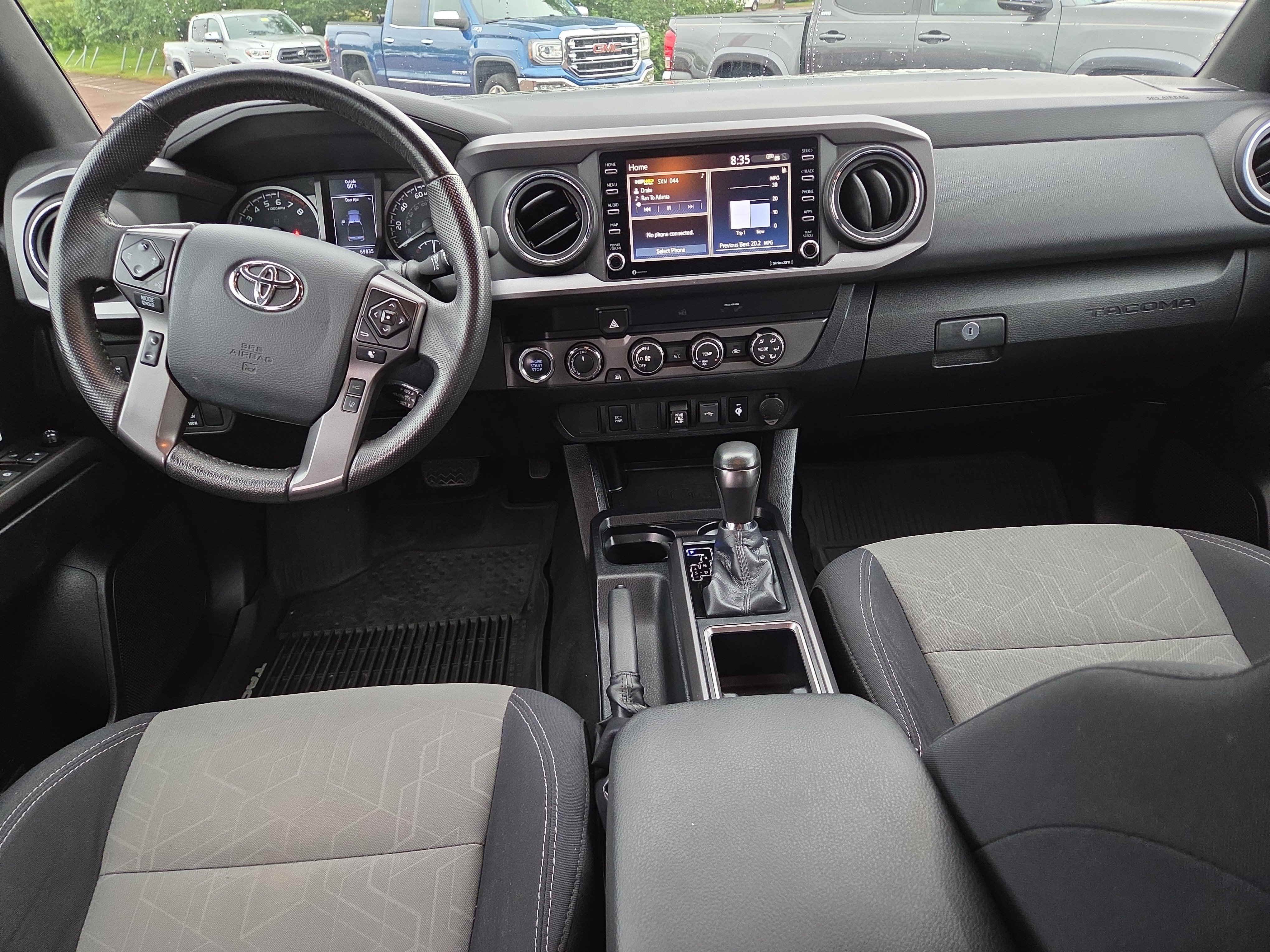 Certified 2020 Toyota Tacoma TRD Off-Road AWD/4WD image 19