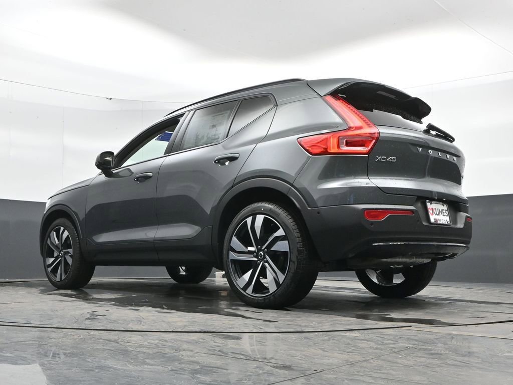 New 2026 Volvo XC40 B5 Ultra w/ Climate Package AWD/4WD image 46
