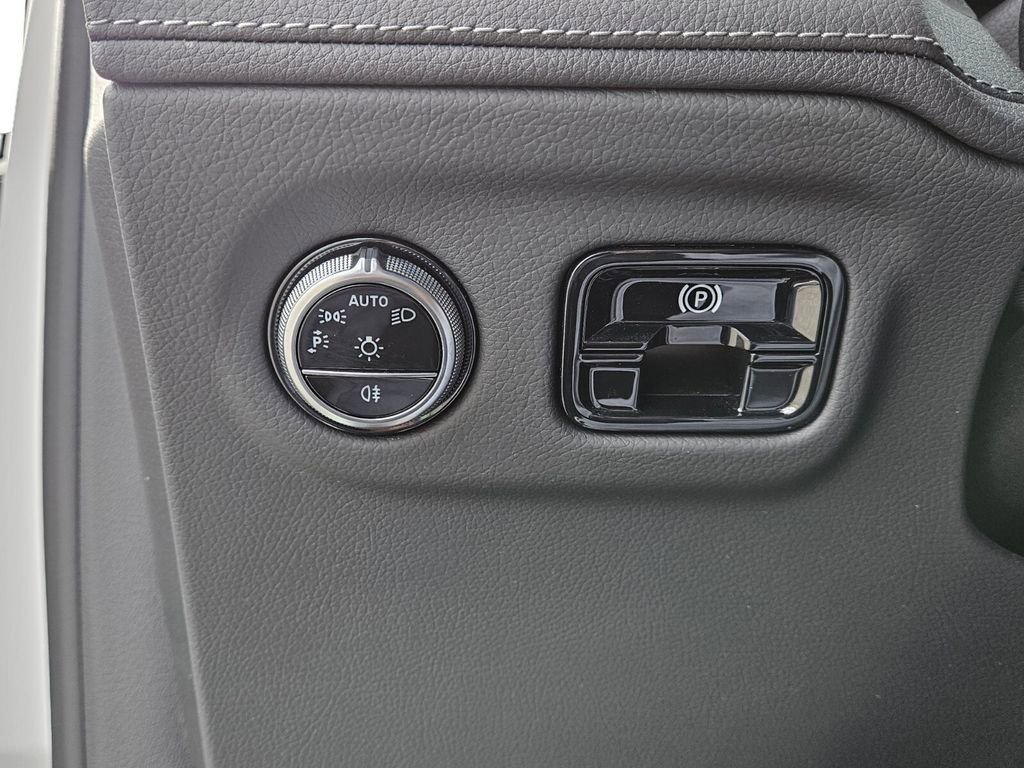 Used 2024 Mercedes-Benz EQE 350+ 4MATIC SUV image 24