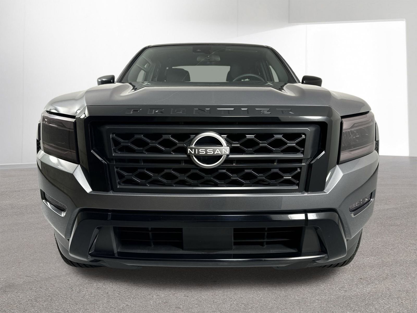 Certified 2023 Nissan Frontier SV w/ Midnight Edition Package image 29