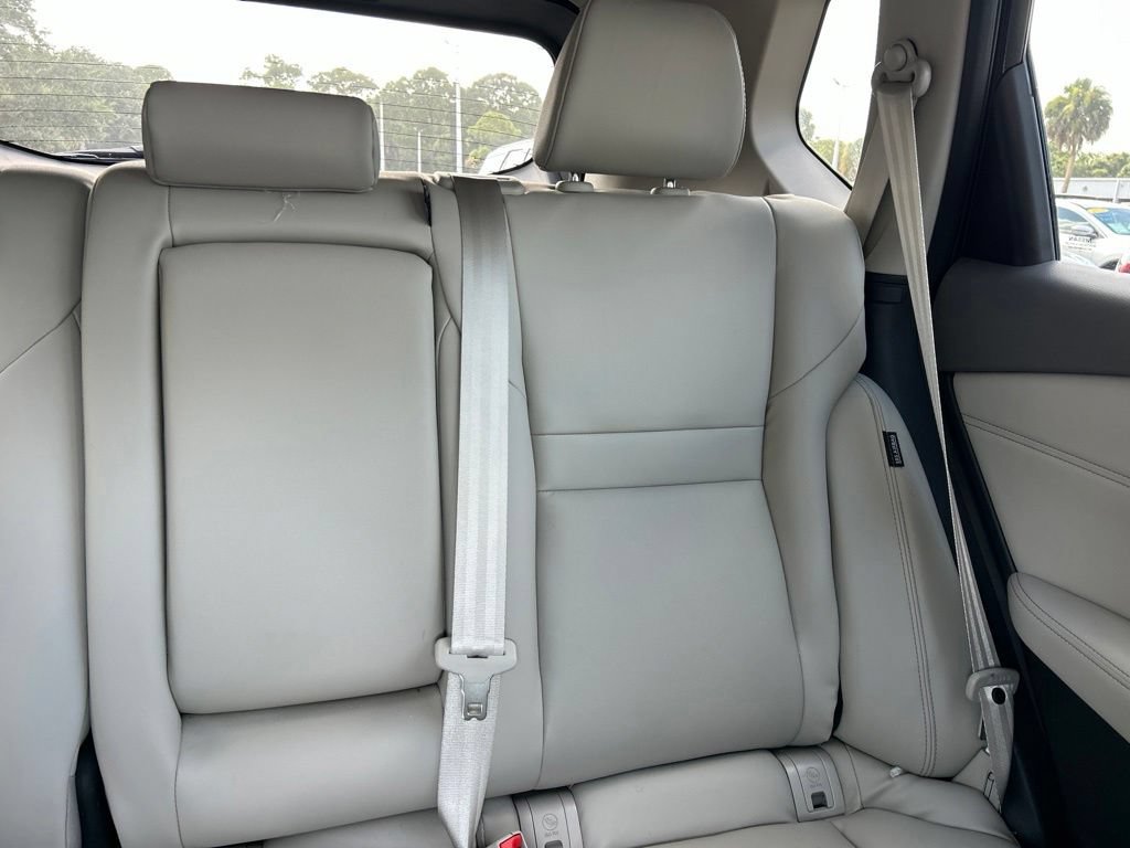 Certified 2025 Nissan Rogue SL FWD image 16