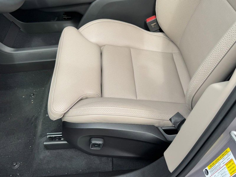 New 2026 Volvo EX90 Ultra image 15