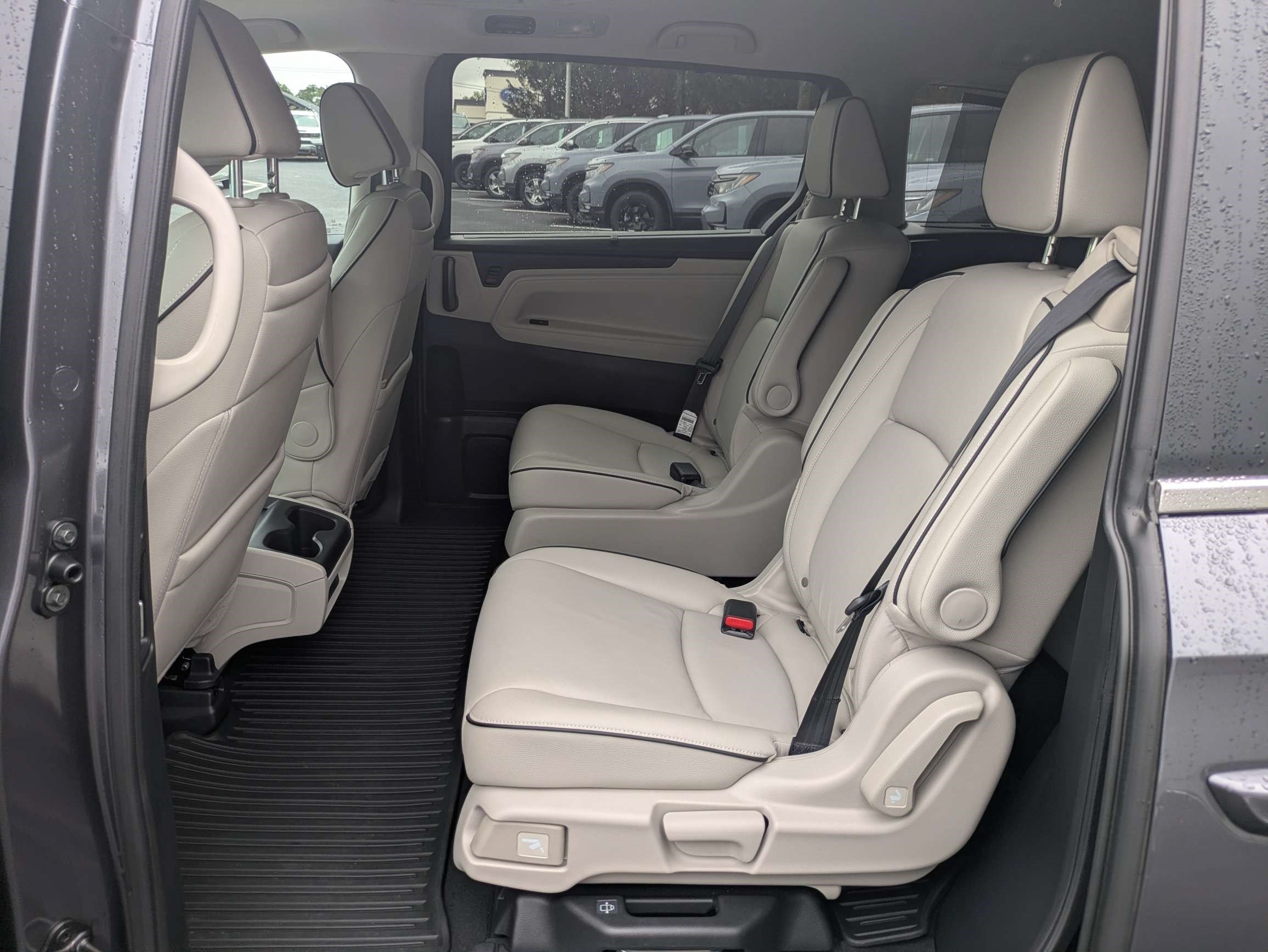 Certified 2026 Honda Odyssey Touring image 21