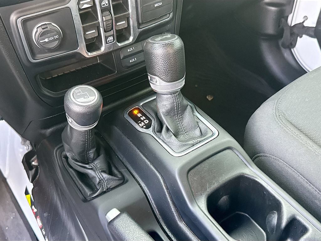 Used 2022 Jeep Wrangler Unlimited Sport AWD/4WD image 18