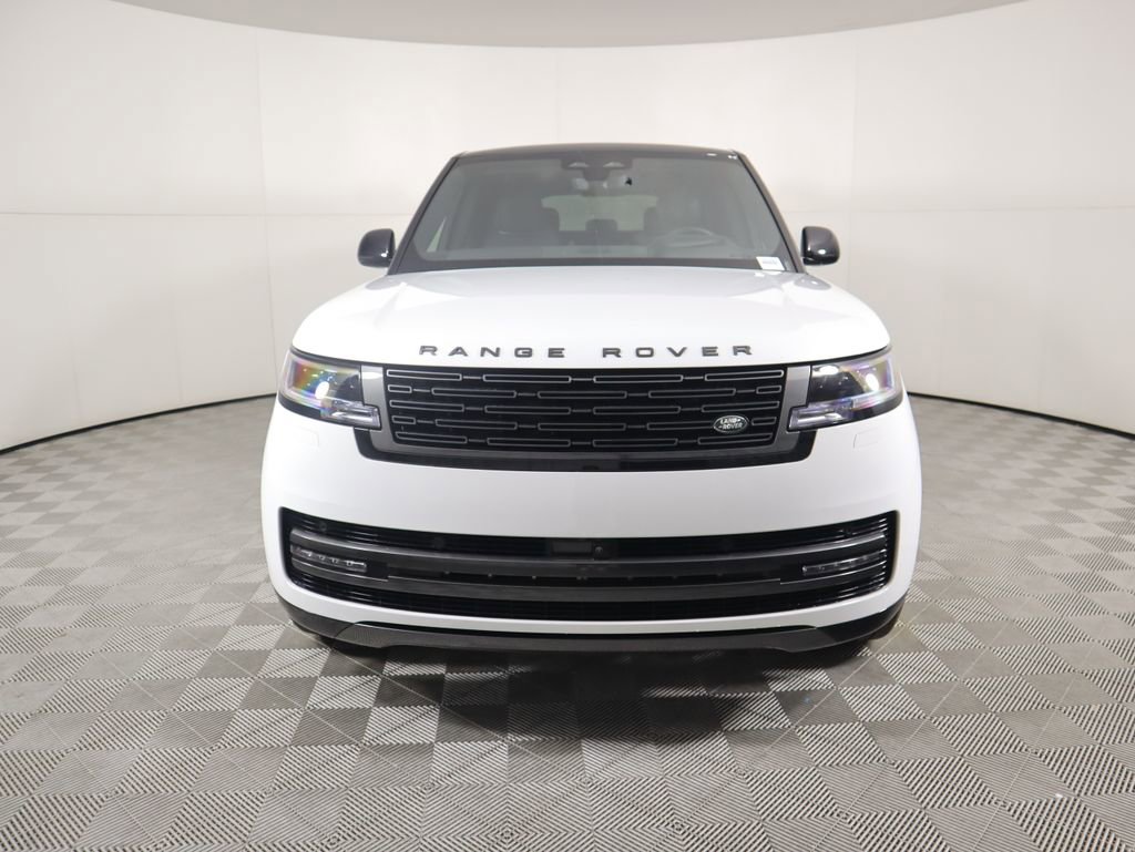 New 2025 Land Rover Range Rover SE image 2