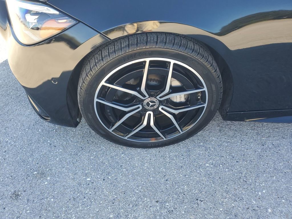 Used 2022 Mercedes-Benz C 300 Sedan w/ Pinnacle Trim Package image 17