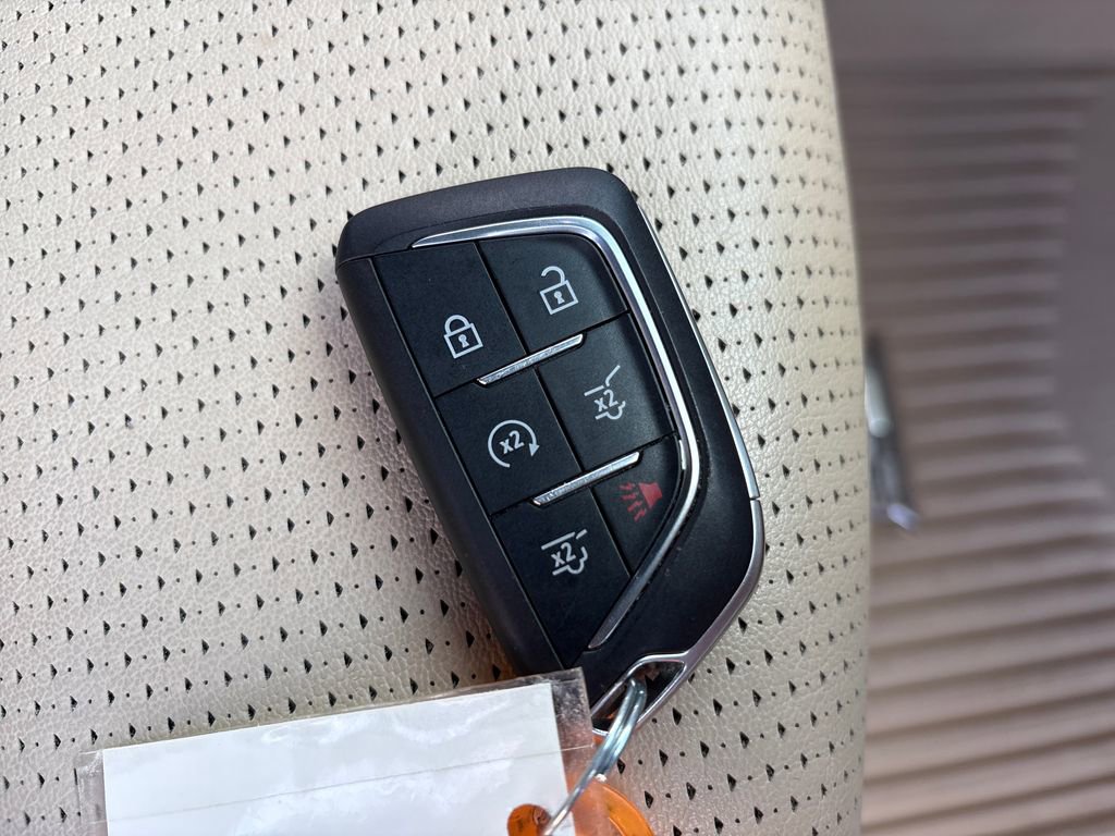 Used 2023 Cadillac Escalade Premium Luxury image 62