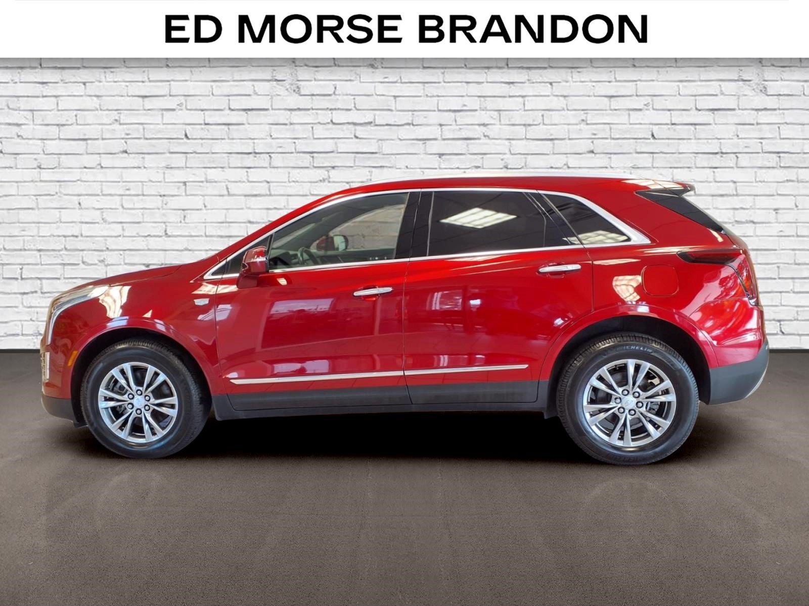 Used 2021 Cadillac XT5 Premium Luxury FWD video 2