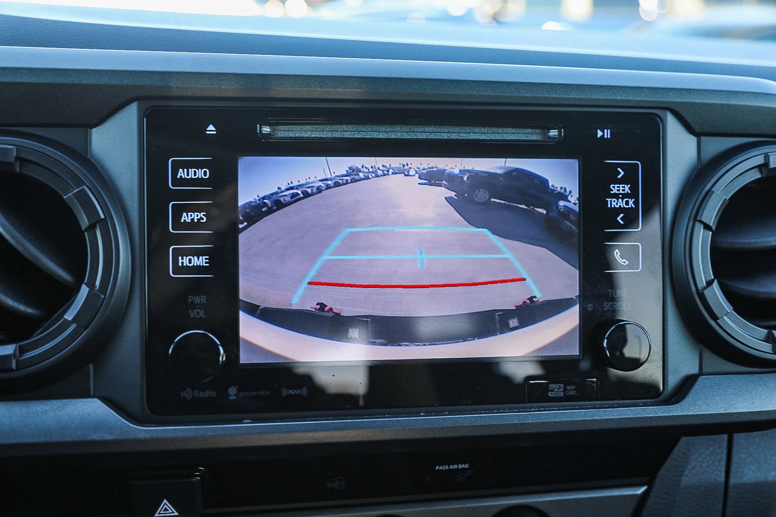 Used 2018 Toyota Tacoma TRD Off-Road image 25